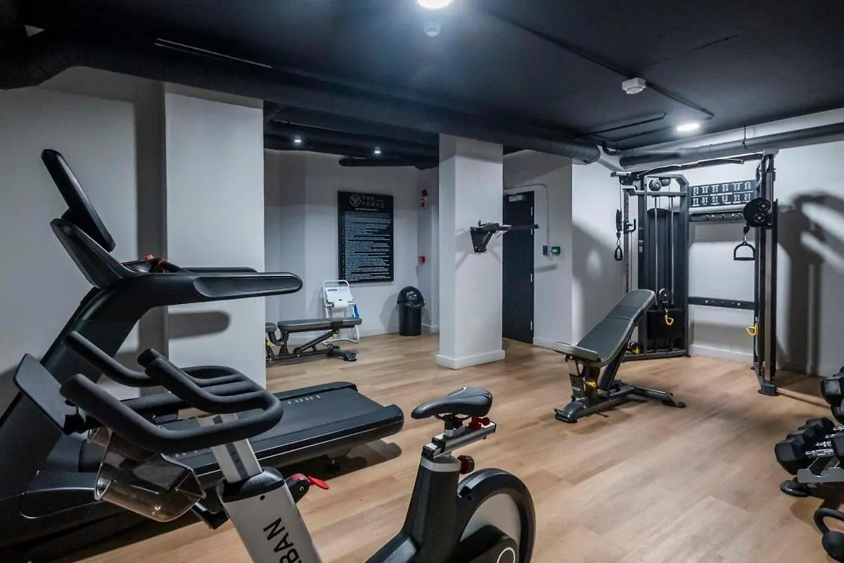 Stylish Studio In The Tokyo Rooftop Pool & Braai Κέιπ Τάουν