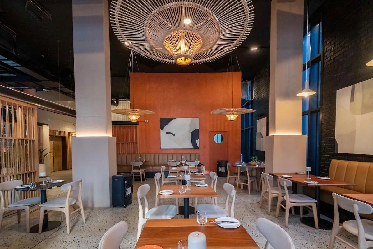 Stylish Studio In The Tokyo Rooftop Pool & Braai Κέιπ Τάουν