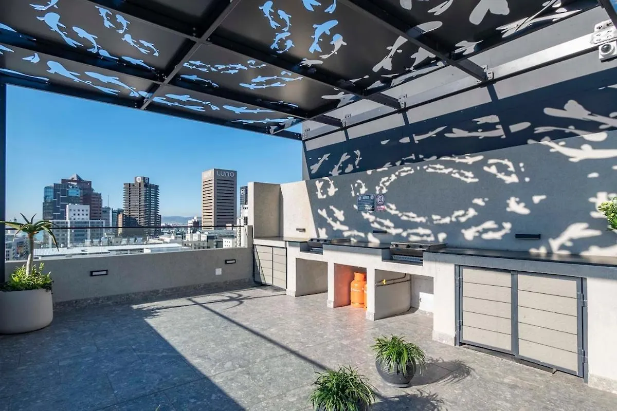 Stylish Studio In The Tokyo Rooftop Pool & Braai Κέιπ Τάουν Νότια Αφρική