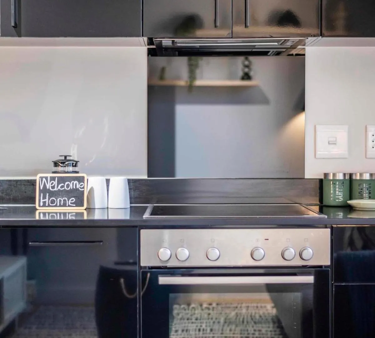 Stylish Studio In The Tokyo Rooftop Pool & Braai Κέιπ Τάουν 0*,  Νότια Αφρική